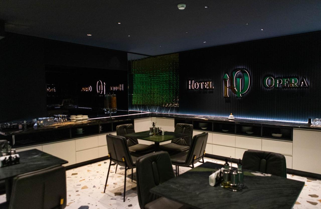 Hotel Opera พริสตีนา ภายนอก รูปภาพ
