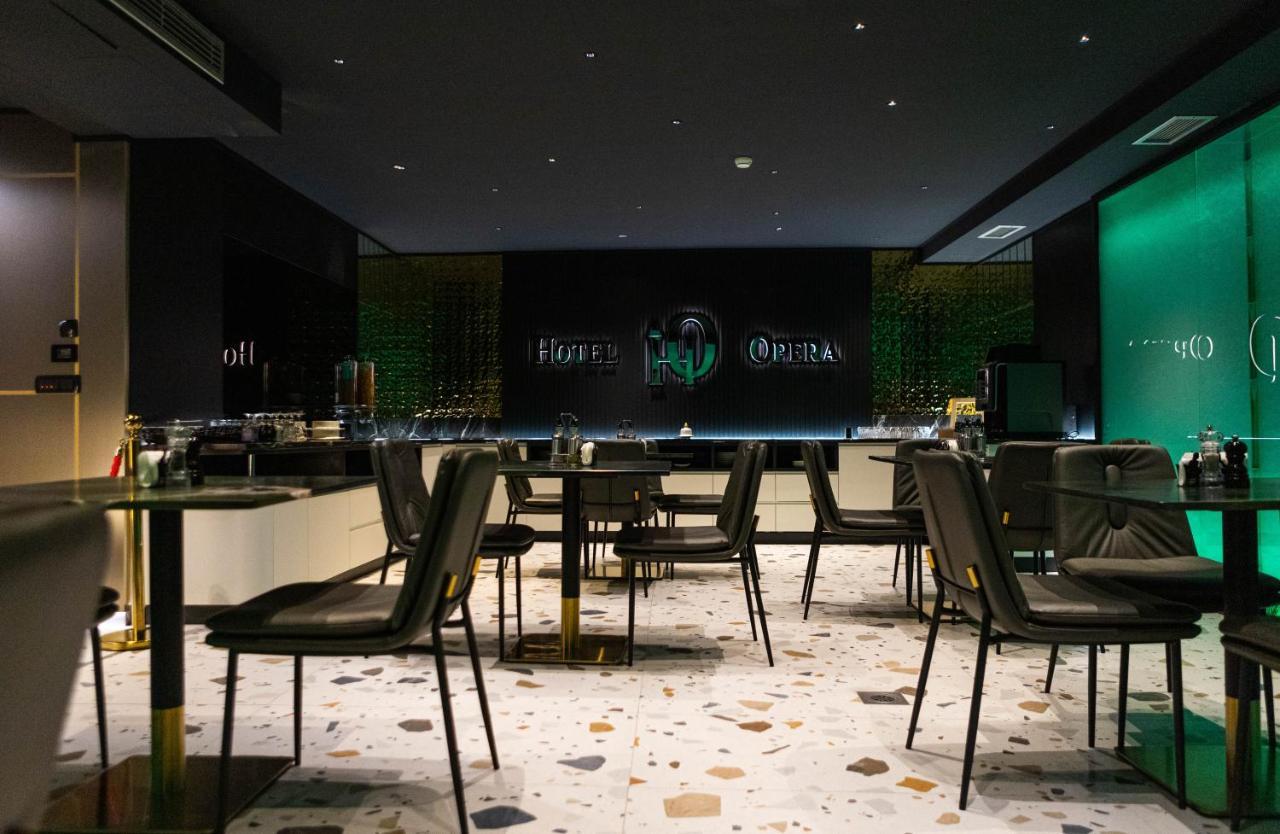 Hotel Opera พริสตีนา ภายนอก รูปภาพ